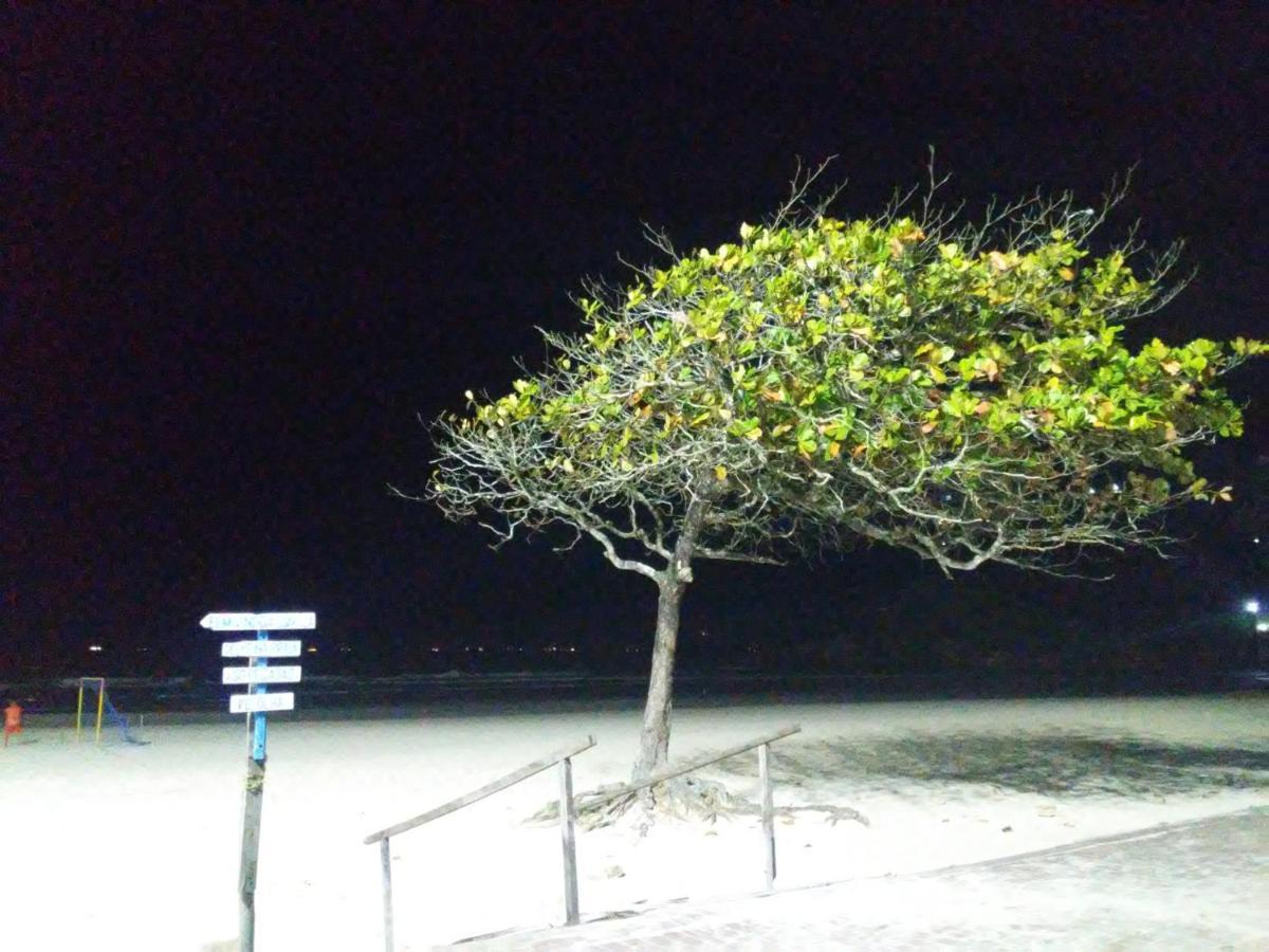 Cobertura perto da Praia da Enseada, com Churrasqueira, Wi Fi - Ideal para a Família e Amigos Guarujá Exterior foto